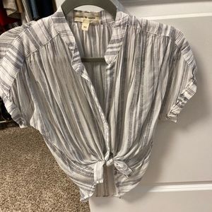 Cloth & Stone button front top sz XS